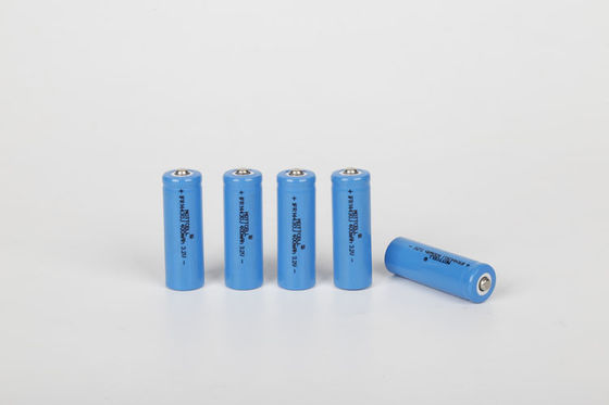 26650 3.2V LiFePO4 Baterie o wysokiej szybkości rozładowania Komórki 3300mAh Do światła słonecznego